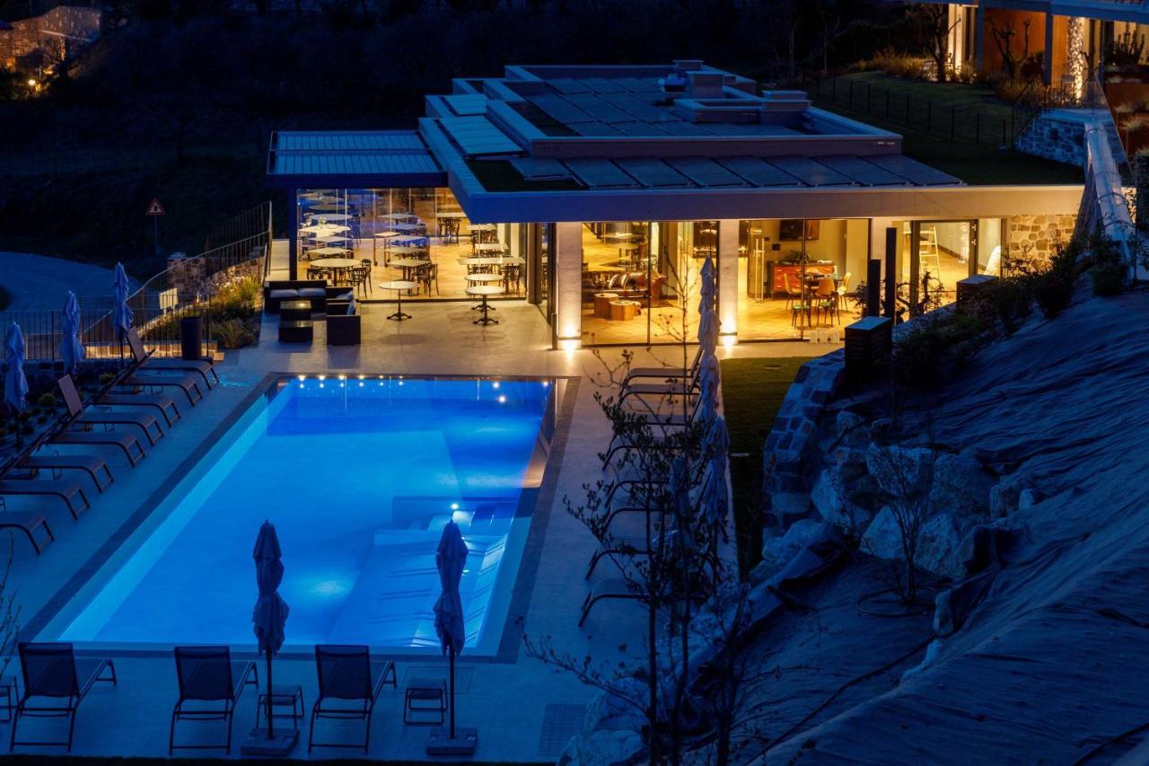 Deville & Spa Costermano Bagian luar foto