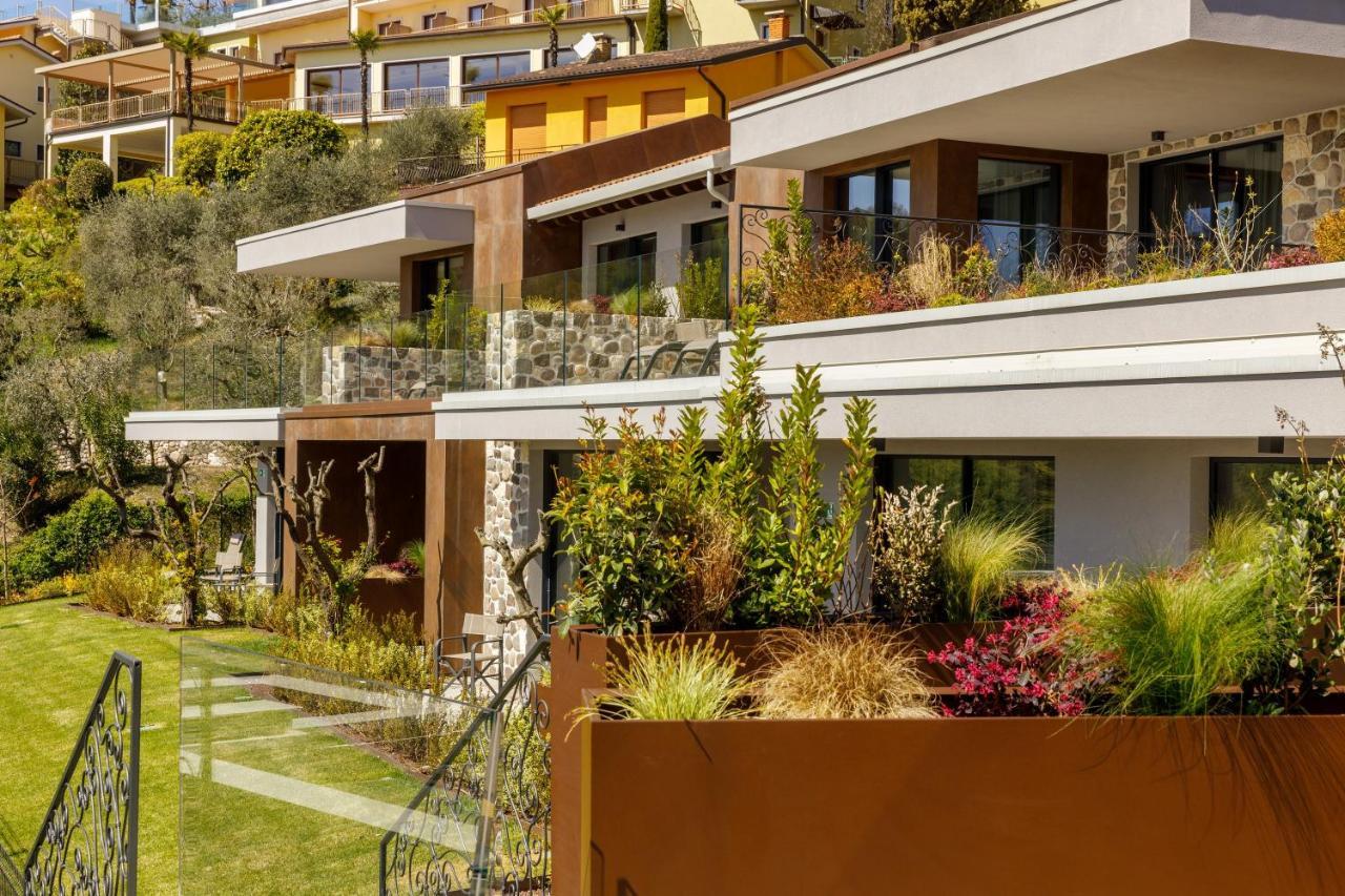 Deville & Spa Costermano Bagian luar foto