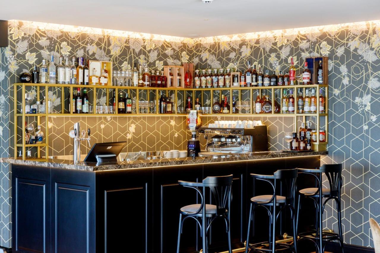 Deville & Spa Costermano Bagian luar foto
